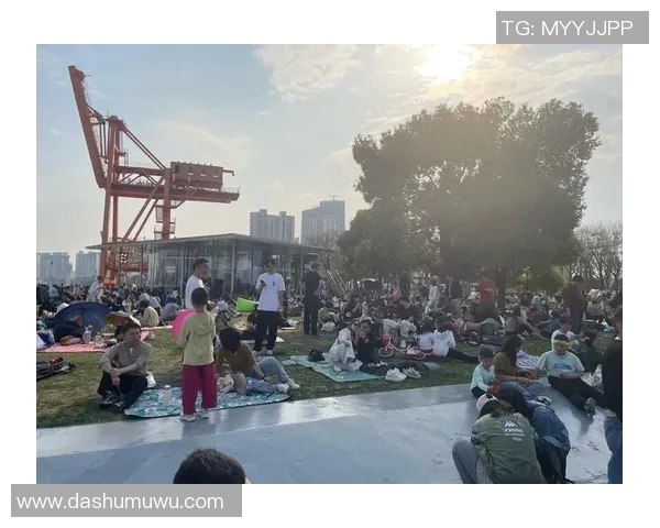 滑板纪实：记录上海滑板队的突破历程