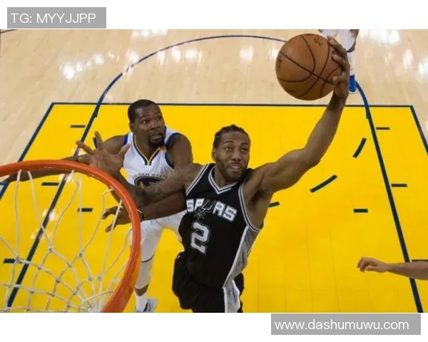 2014年NBA季后赛雷霆与马刺的激烈对决与精彩瞬间回顾